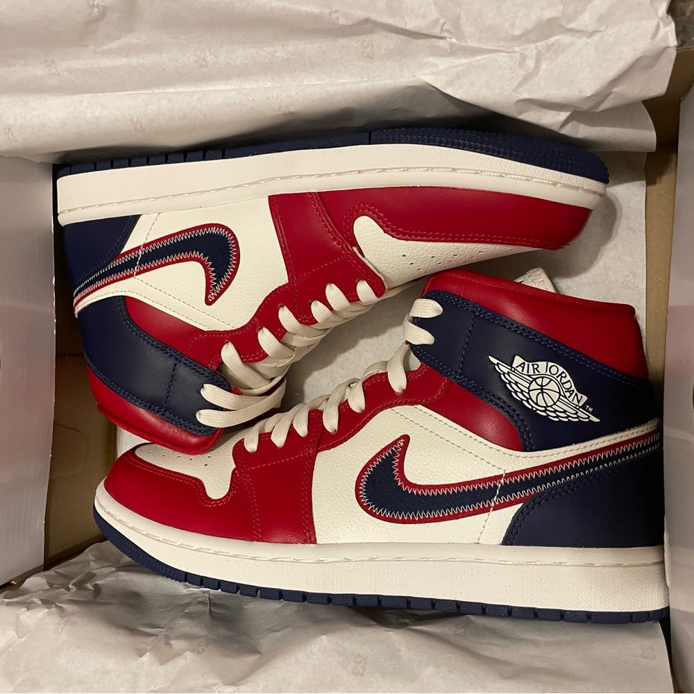 Air Jordan Mid SE NEW RARE